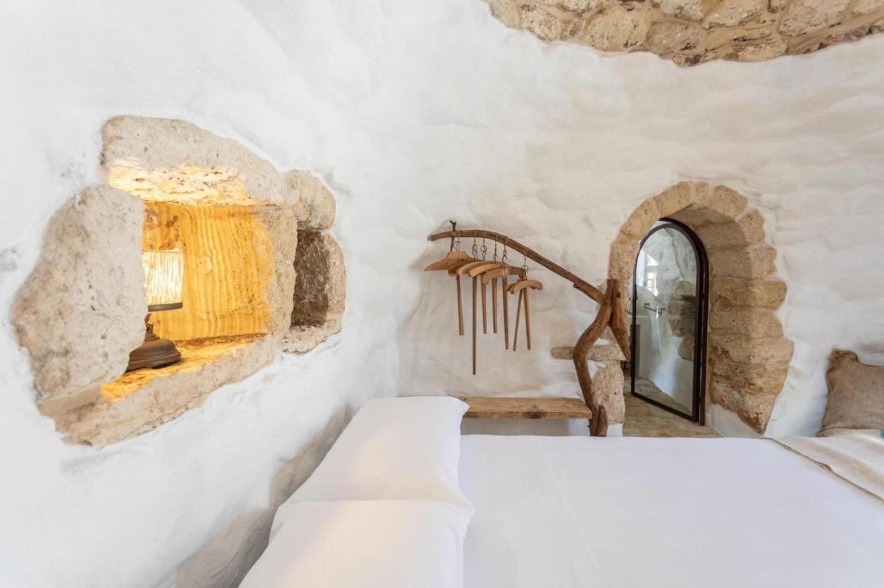 Trullo Santovia Bed & Breakfast Sant Isidoro  Eksteriør bilde