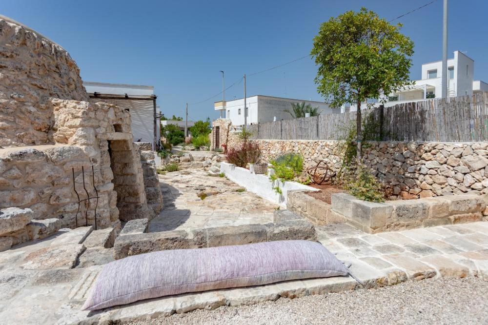 Trullo Santovia Bed & Breakfast Sant Isidoro  Eksteriør bilde