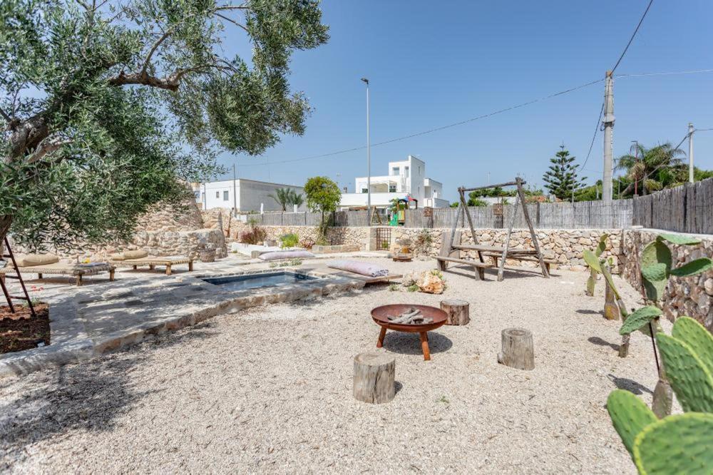 Trullo Santovia Bed & Breakfast Sant Isidoro  Eksteriør bilde